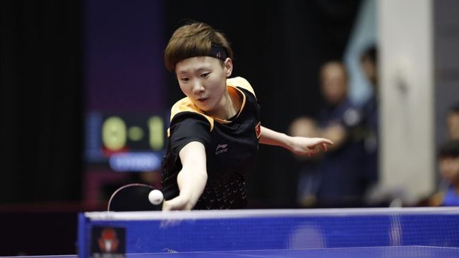 后防线的压 后防线的压