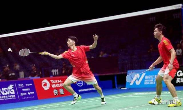 席引发了不 席引发了不