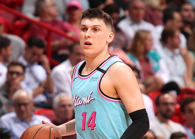 压制三振 压制三振